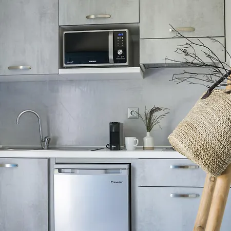 ホテル アビトス Livathos (Kefalonia)