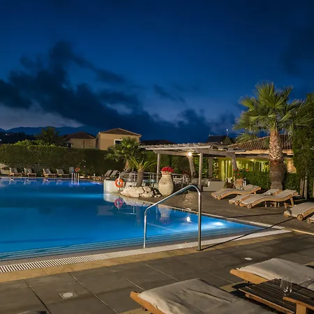 Avithos Отель 4*
