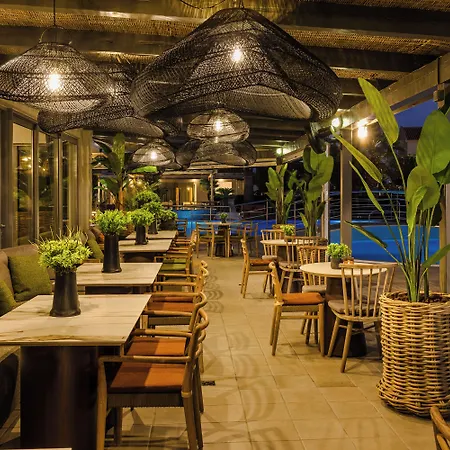 ホテル アビトス Livathos (Kefalonia)