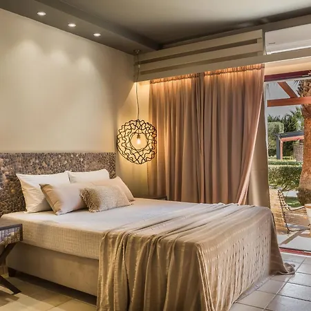 Avithos Otel
